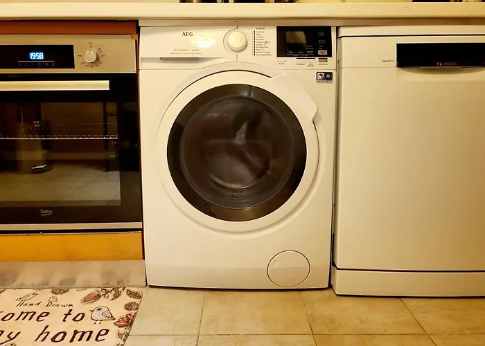 Nazare Uninterrupted Views And Sounds Of The Sea *