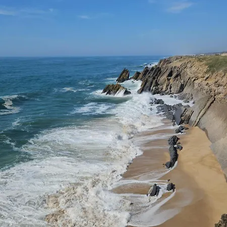 Апартаменты Nazare Uninterrupted Views And Sounds Of The Sea *