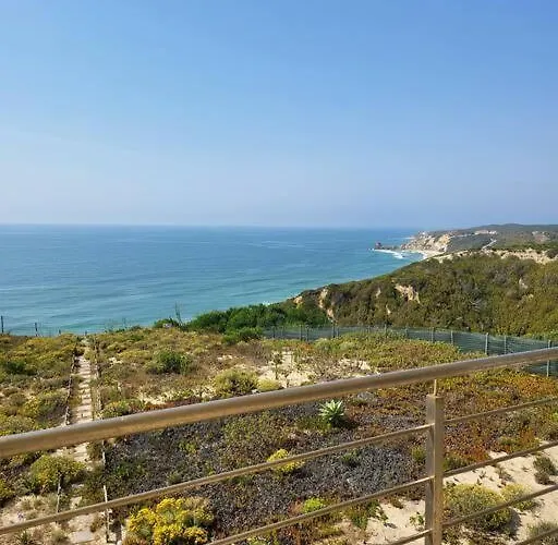 Nazare Uninterrupted Views And Sounds Of The Sea *
